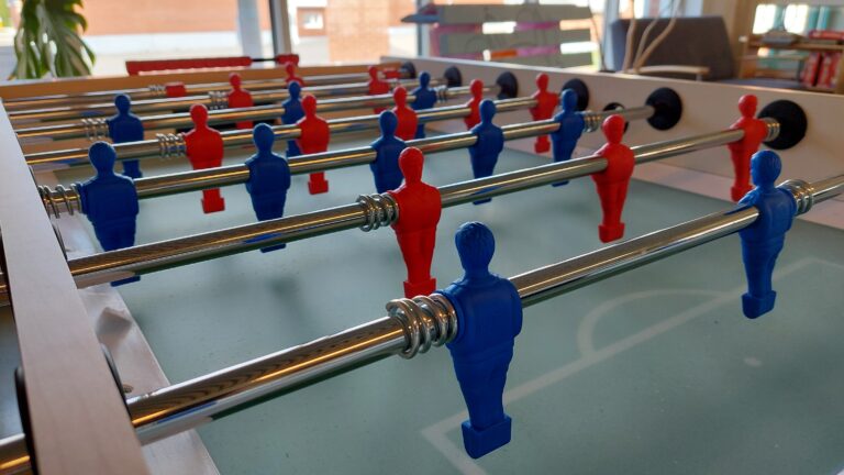 pöytäjalkapallopeli