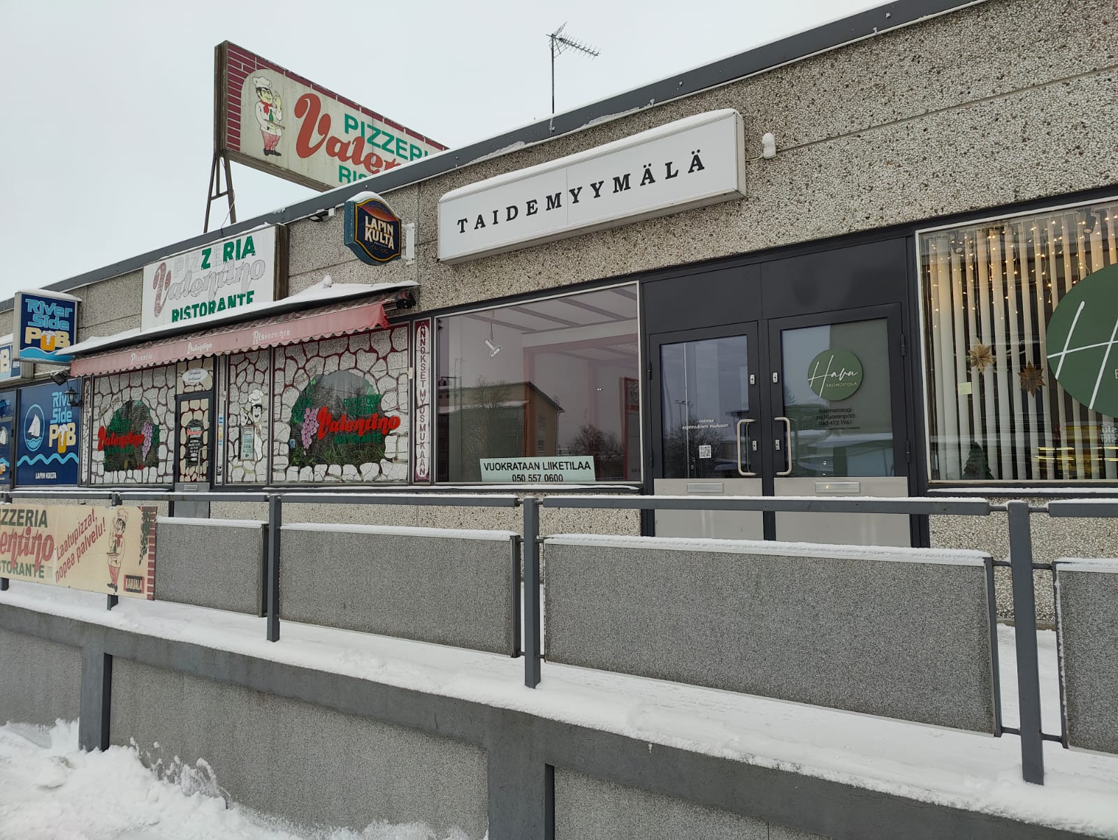 Koskentie 11 julkisivu