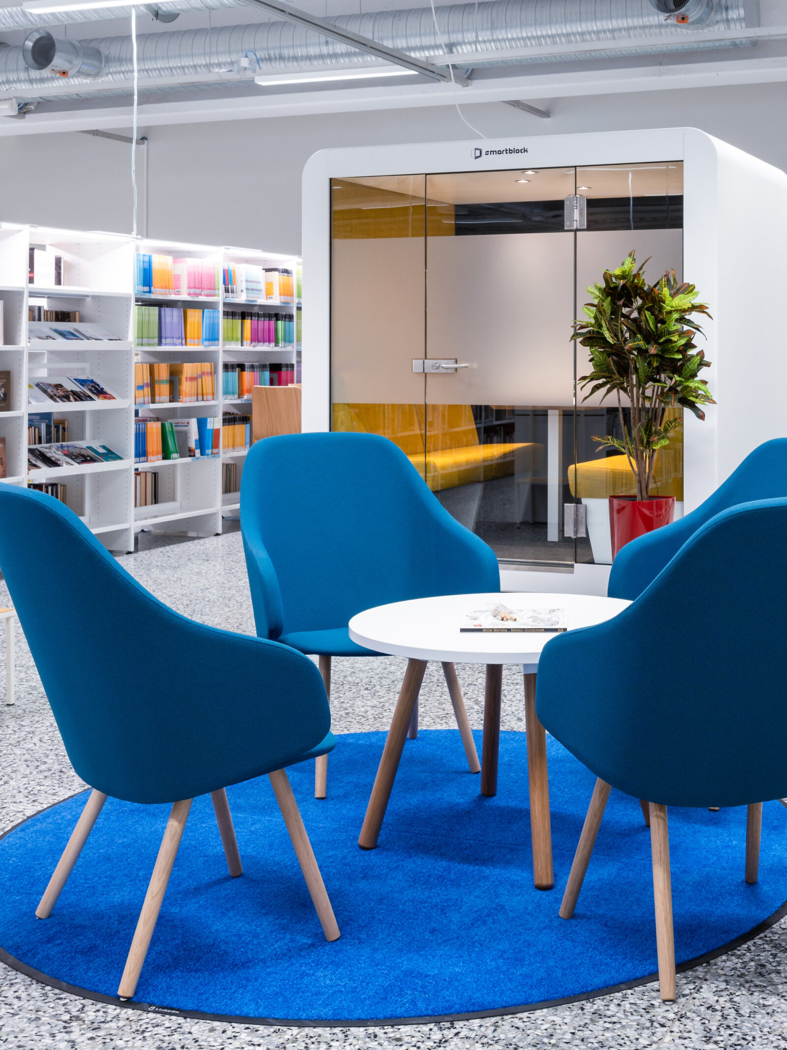 Library_Jamsa_Big area_15-3872