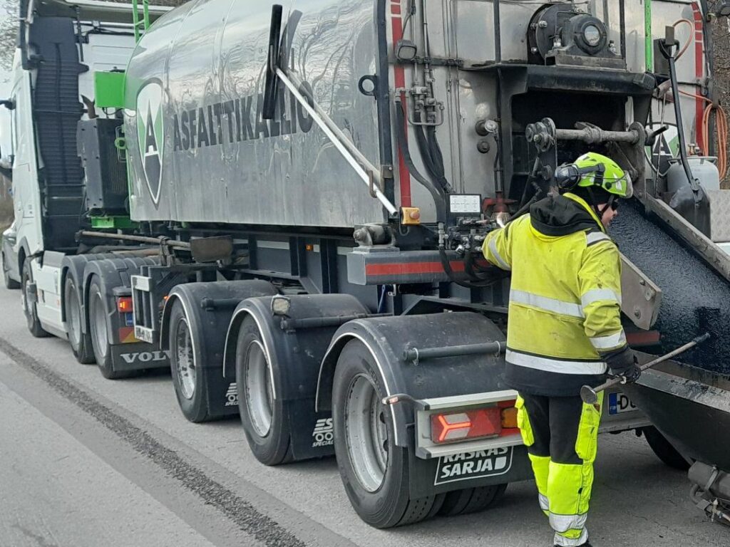 Päällystystyöt