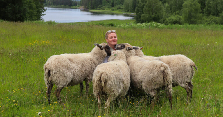 Särkilahti Blå. Kuvassa Tarja Jakunaho